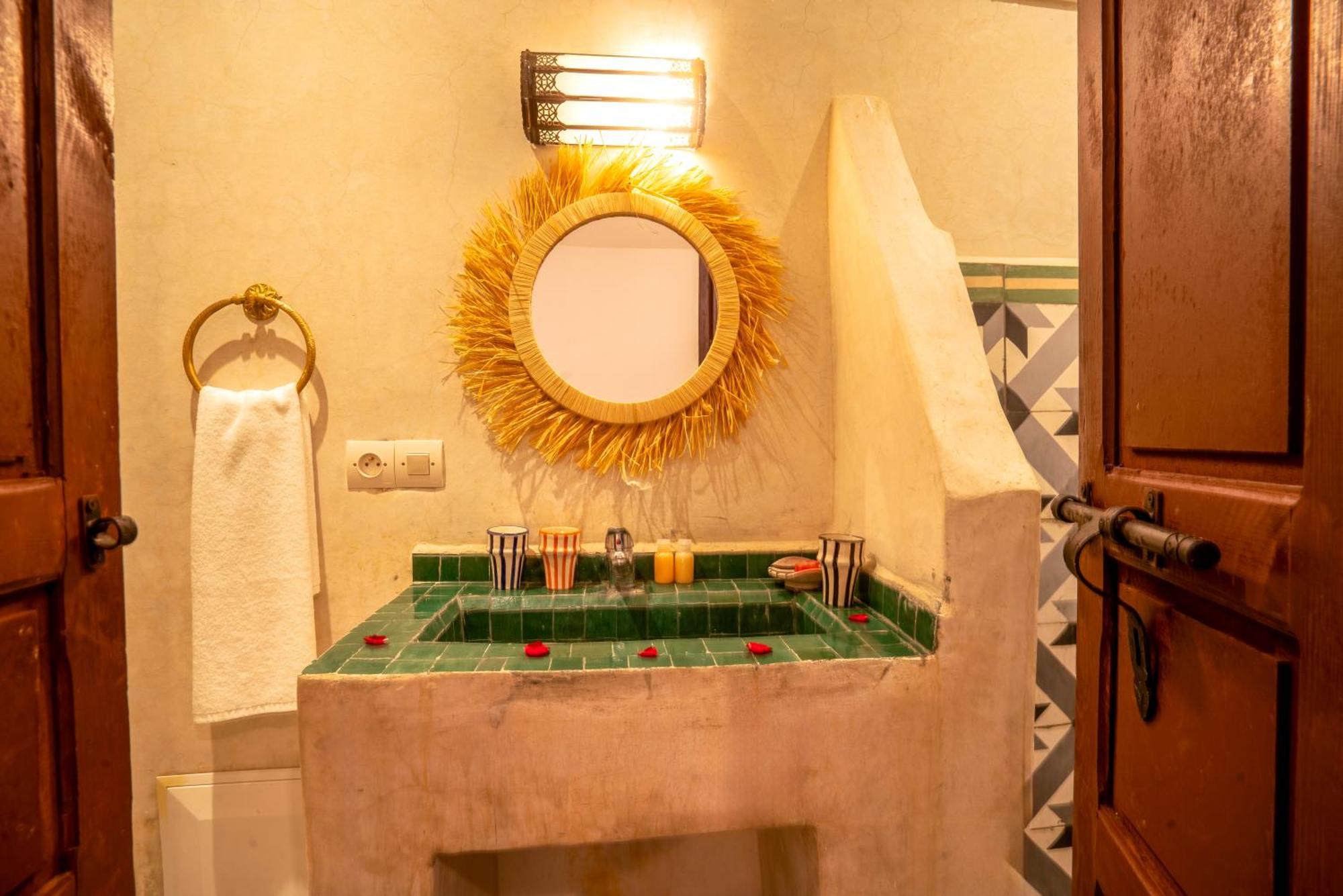 Riad Soleil D'Hiver And Spa Marrakesh Bagian luar foto